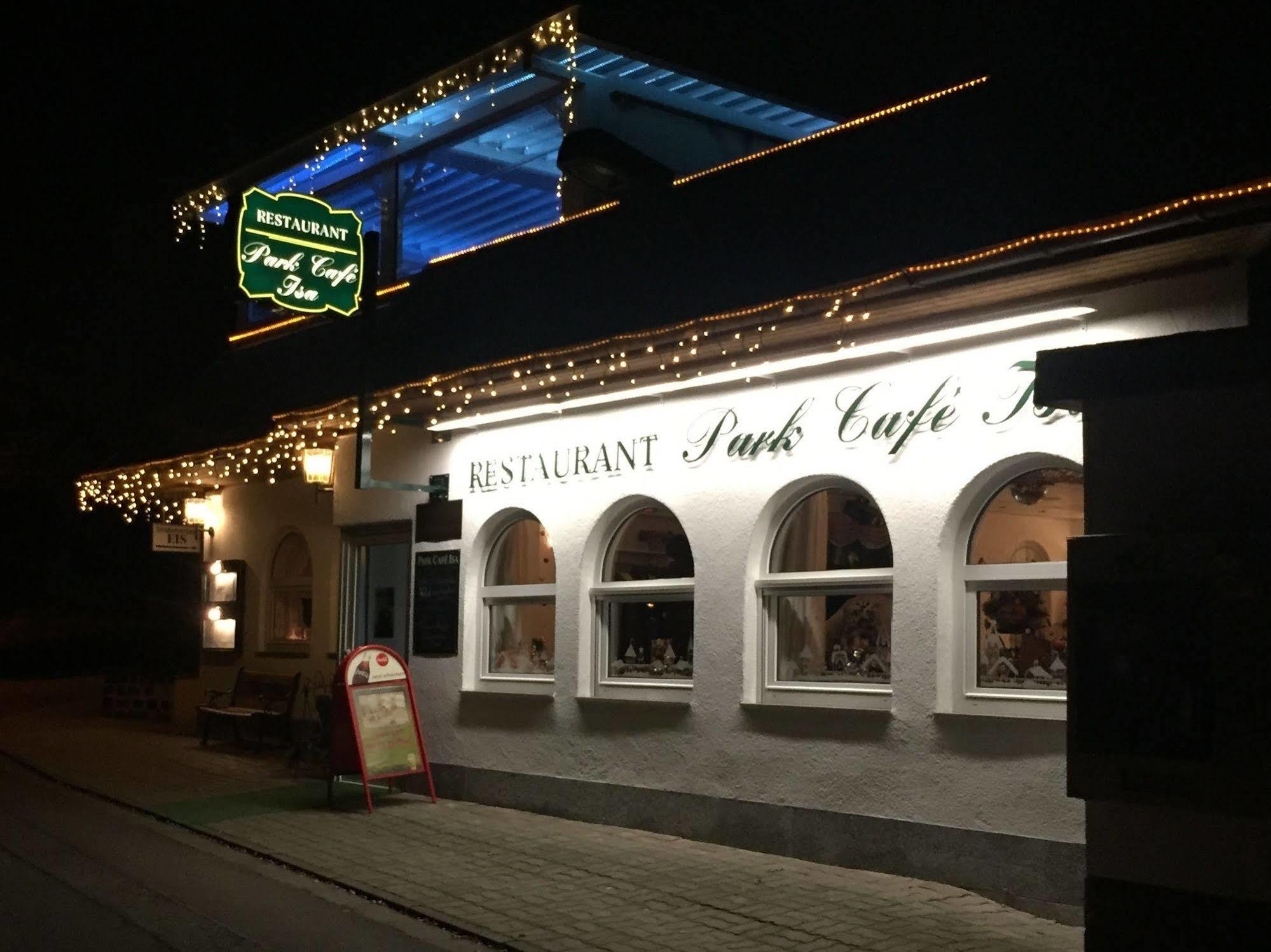 Hotel & Restaurant Park Cafe Isa Érfurt Exterior foto